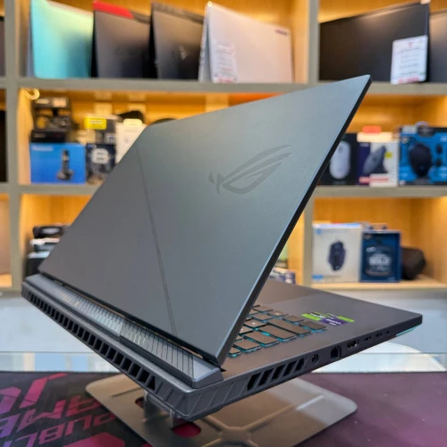 [VENDU] ASUS ROG STRIX G16 I9 13980HX NVIDIA RTX 4060 32GB RAM 1TB SSD ECRAN 16 POUCES QHD 240HZ