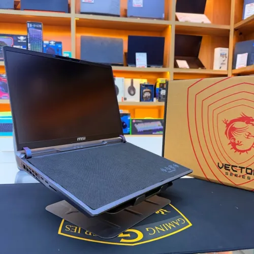 MSI VECTOR 16 HX AI ULTRA 7 255HX NVIDIA RTX 5070TI 32GB RAM 1000GB SSD ECRAN QHD 240HZ