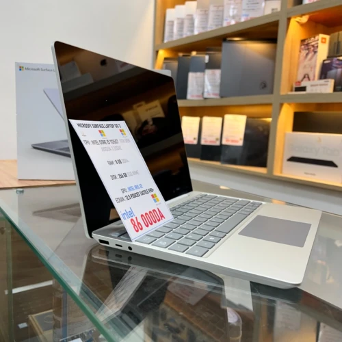 MICROSOFT SURFACE LAPTOP GO 2  I5 11TH GEN 8GB RAM 256GB SSD 