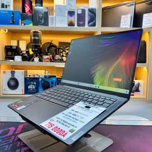 LENOVO YOGA SLIM PRO 7 AMD RYZEN 7 7735HS NVIDIA RTX 3050 16GB RAM 512GB SSD OLED 90HZ