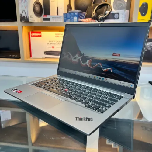 LENOVO THINKPAD E14 GEN 4 RYZEN 5 5625U 16GB RAM 256GB SSD