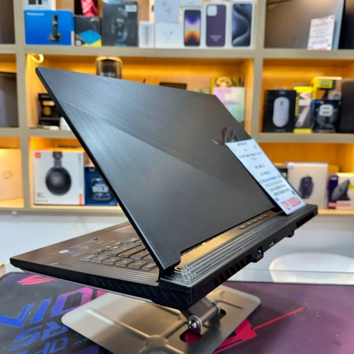 ASUS ROG STRIX G15 I7 9750H NVIDIA GTX 1650 8GB RAM 512GB SSD