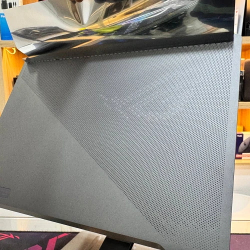 ASUS ROG ZEPHYRUS G14 AMD RYZEN 7 7735HS NVIDIA RTX 4060 32GB RAM 512GB SSD ECRAN 14 QHD 165HZ