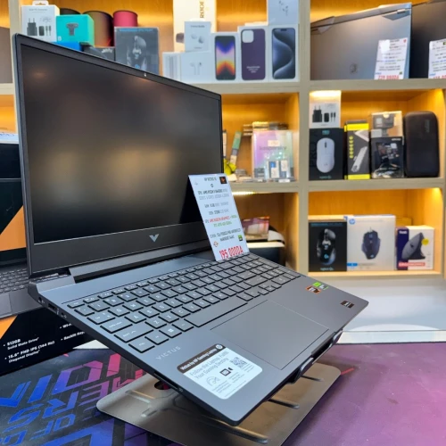 HP VICTUS 15 AMD RYZEN 5 8645HS NVIDIA RTX 4050 8GB RAM 512GB SSD 