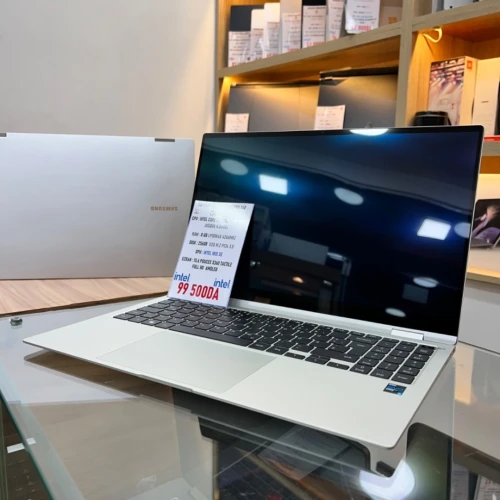 SAMSUNG GALAXY BOOK PRO X360 I5 11TH GEN 8GB RAM 256GB SSD ECRAN AMOLED