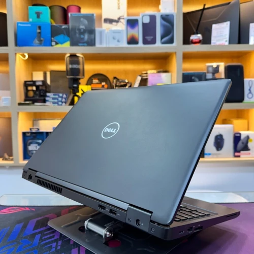 DELL LATITUDE 5580 I5 7300U 7TH GEN 8GB RAM 256GB SSD ECRAN 15 POUCES 