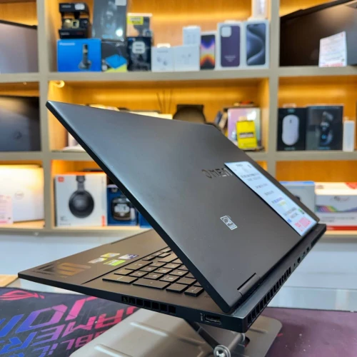 HP OMEN 16 I9 13900HX NVIDIA RTX 4060 16GB RAM 1TB SSD ECRAN QHD 240HZ