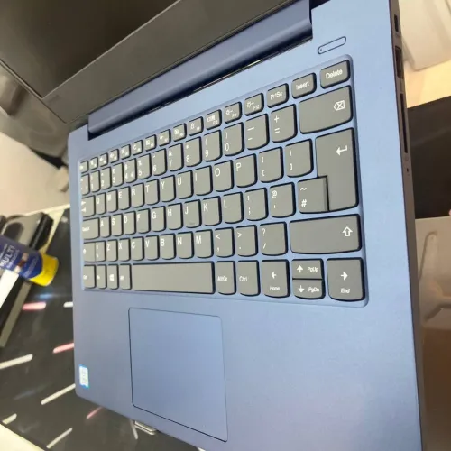 LENOVO IDEAPAD 330S CORE I5 8250U 4GB 256SSD 14 FHD