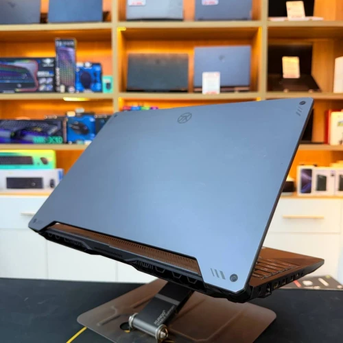 ASUS TUF GAMING F15  I5 11400H 16GB 512GB SSD  RTX3050 4GBVRAM 15.6' 144HZ