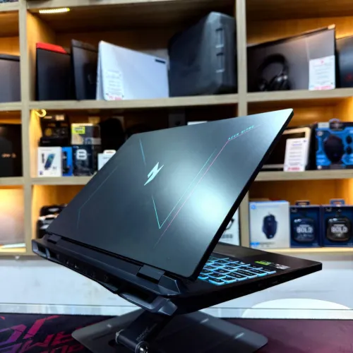 ACER NITRO 16 AMD RYZEN 7 7735HS NVIDIA RTX 4070 16GB/32GB RAM 1TB SSD 