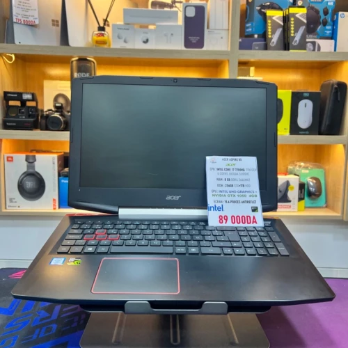 ACER ASPIRE VX I7 7700HQ GTX 1050 8GB RAM 256GB SSD+1TB HDD