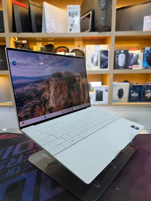 LAPTOP DELL XPS PLUS 13 9320  I7 1260P 32GB RAM 2TB SSD 13.4'' UHD 4K OLED TACTILE 