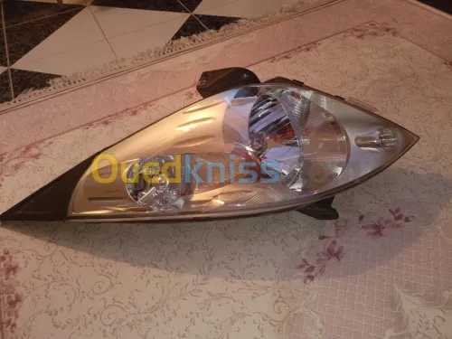 Phare gauche de spark 3 (chevrolet) 