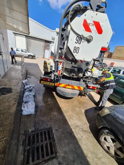 Débouchage, Curage Canalisation, Vidange Fosse septique et cave, Nettoyage Avaloir Regard Aspiratur 