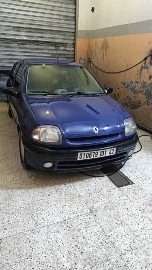 Renault Clio 2 2001 Alizé