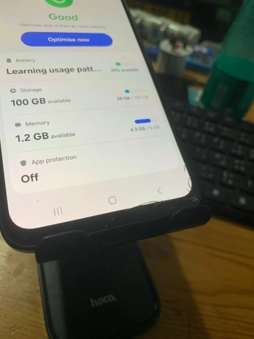 SAMSUNG A16 6 128 FISSURÉ A16