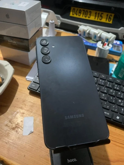 SAMSUNG A16 6 128 FISSURÉ A16