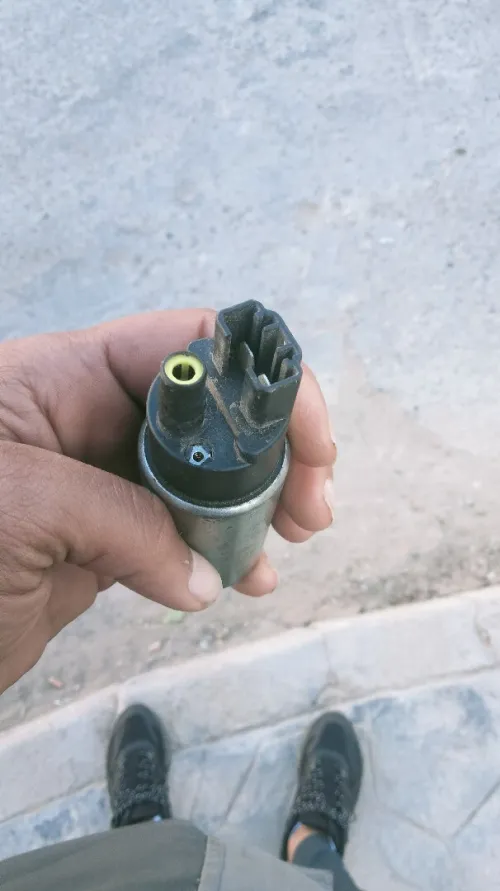 pompe essence 2.0L laguna R25 ...