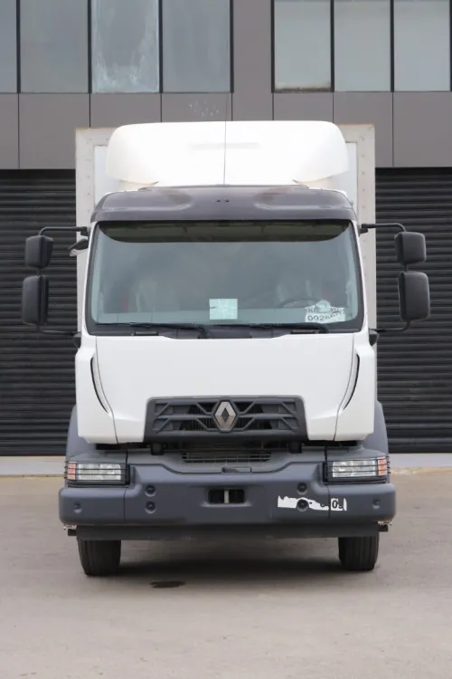 Renault 240 D 2021