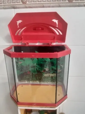 Aquarium avec meuble d'origine 40 litres