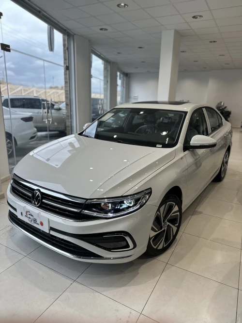 Volkswagen Bora 2025 R-Line