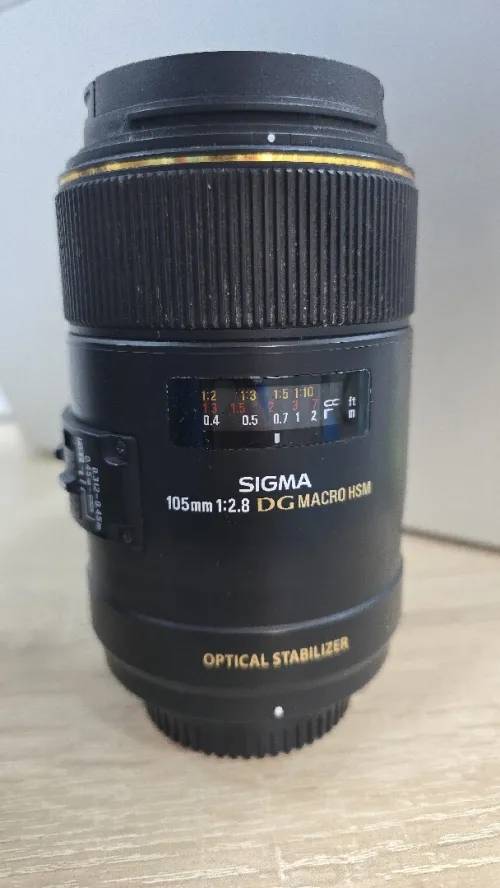 Objectif macro SIGMA 105MM