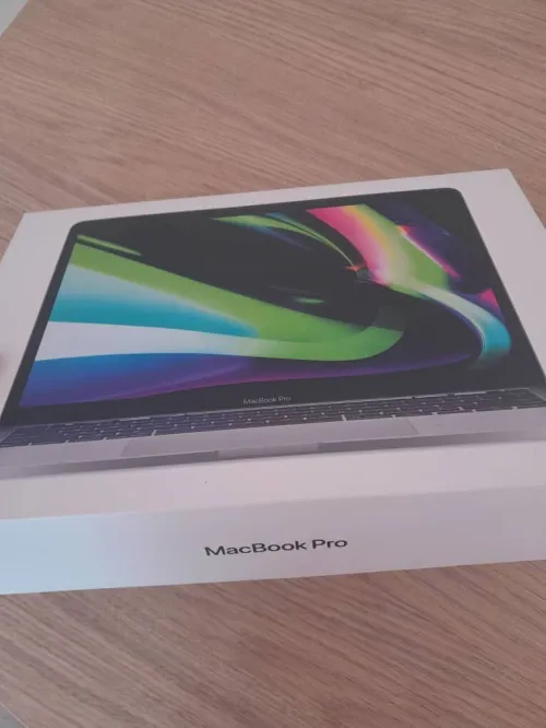 MacBook Pro 16 Millions 8000 DA M2 2022 8GB 256GB SSD