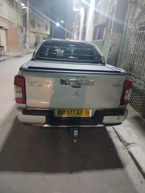 Mitsubishi L200 2021 Doube cabine Evolution