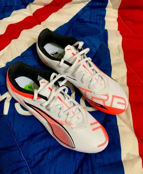 Chaussure de football puma