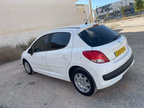 Peugeot 207 2012 207