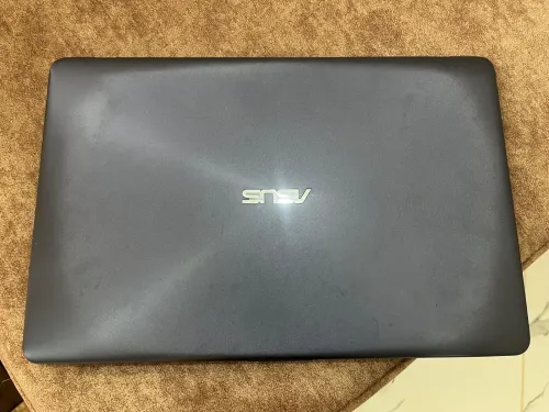 ASUS VIVOBOOK 17