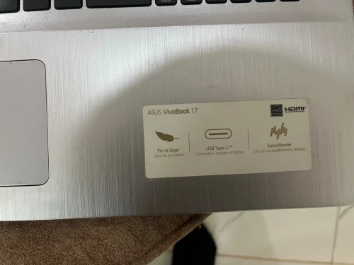 ASUS VIVOBOOK 17