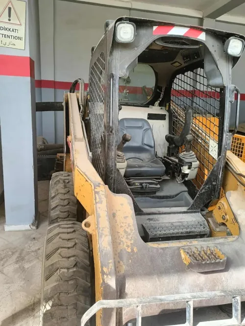 Caterpillar Bob cat 2014