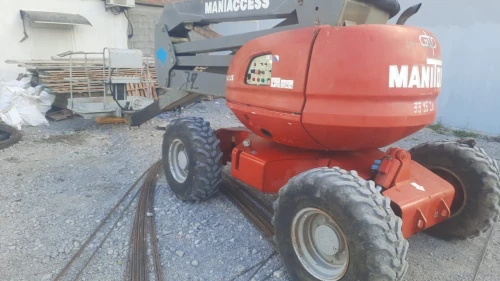 Manitou Nacelle 2004