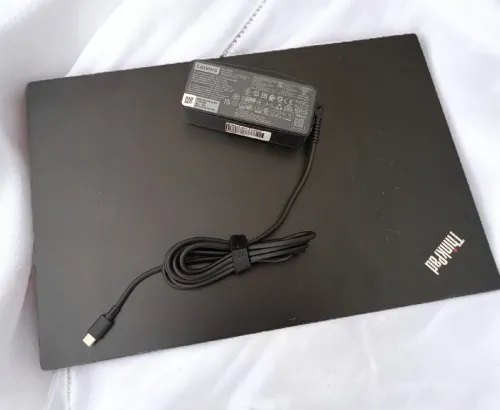 lenovo ThinkPad E15 15,6" fhd i5-10th 8/256 nvme