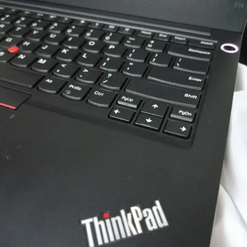 Lenovo ThinkPad E14 14" i5-10th 16go 256go nvme