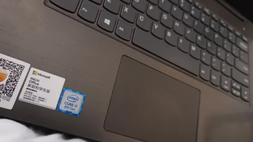 lenovo ideapad 14" i5-8th 8/256 etat 9.5/10
