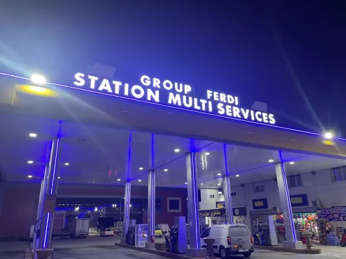 Panneaux publicitaires lumineuse لافتات إشهارية ضوئية
