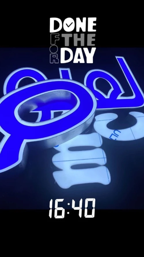 Panneaux publicitaires lumineuse لافتات إشهارية ضوئية