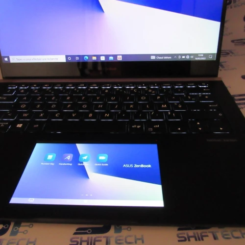 Asus ZenBook 14" i7 8Th 16G 512SSD  GTX 1050 2G