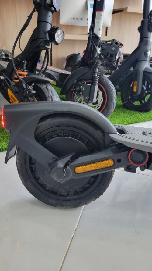 Trottinette segway F3 pro