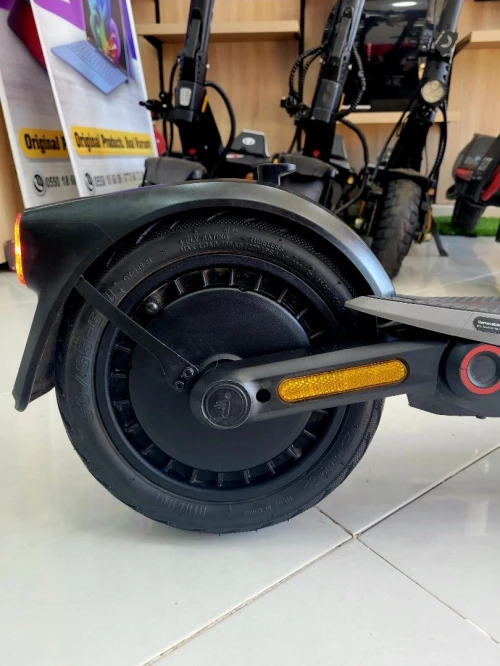 Scooter Trottinette Segway Ninebot E3 Pro