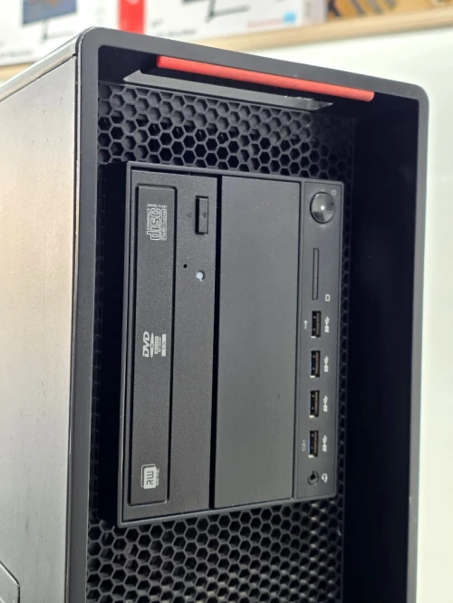 Lenovo ThinkStation P500 Xeon E5 1650 v3 16G 512SSD NVIDIA Quadro M2000