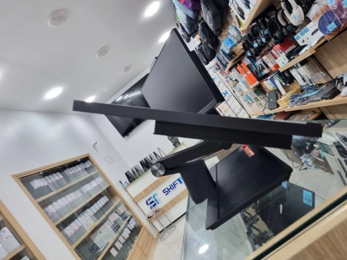 Lenovo AIO ThinkCentre i3 10100 8G 256 SSD 24" Full HD