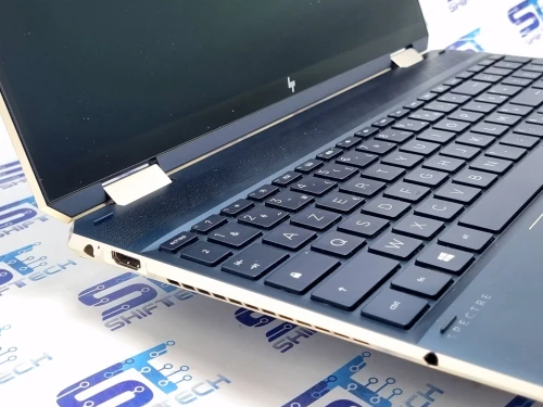 HP Specter x360 16G 256 SSD 15.6" Full HD