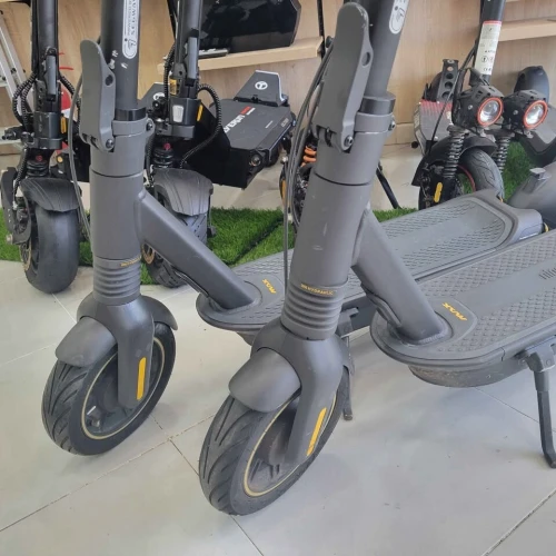 Scooter Trottinette Segway Ninebot G2 MAX