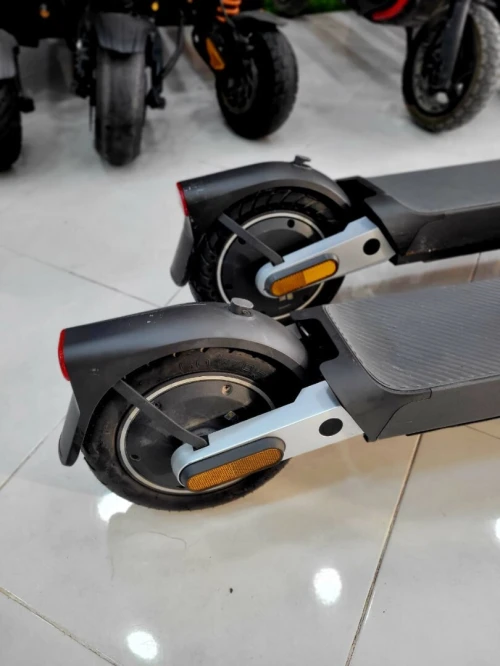 Scooter Trottinette Xiaomi 5 PRO