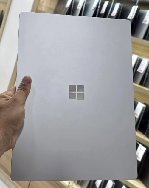 Microsoft Surface Laptop 4 Ryzen 7 4980U 8G 256 SSD 15" Tactile