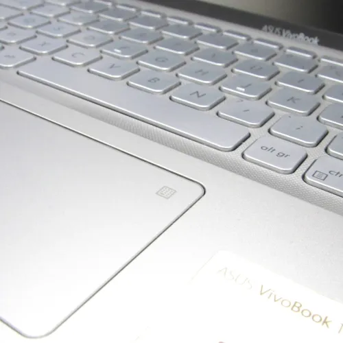 Asus VivoBook 14 Ryzen 5 3500U 8G 256 SSD 14" FHD Vega 8 2G