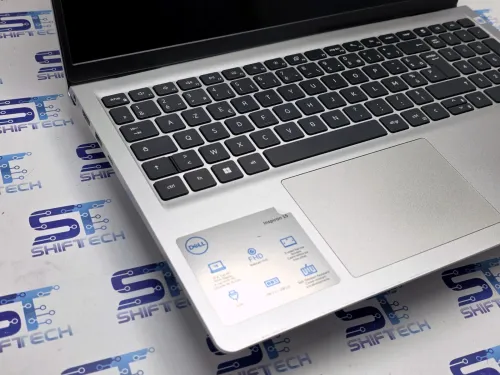 Dell Inspiron 15 3530 i7 1355U 16G 512 SSD 15.6" FHD